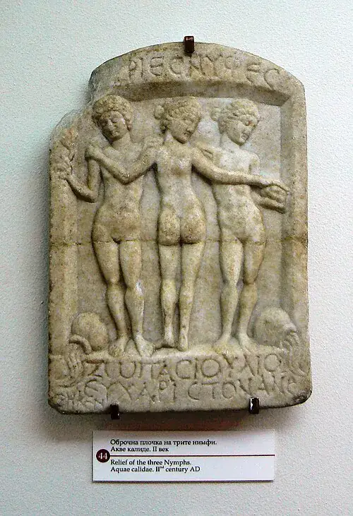 Relief der Drei Nymphen aus Aquae Calidae, 2. Jh. n. Chr.