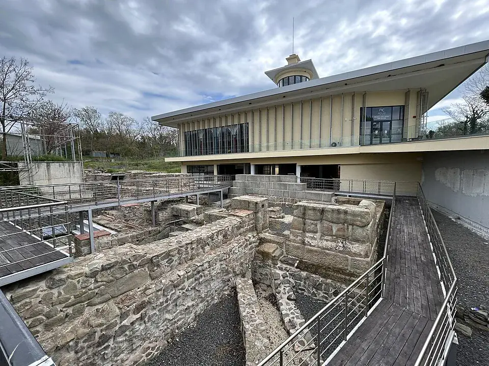Archäologische Ausgrabungen und Museumszentrum von Aquae Calidae