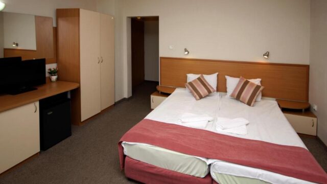 Хотел Бриз Сарафово