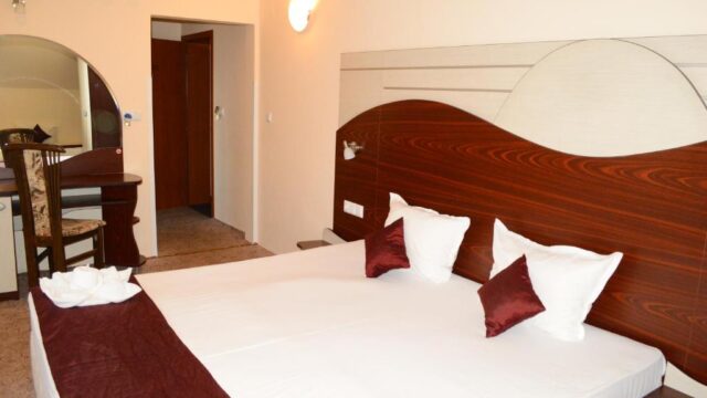 Хотел Палма Сарафово