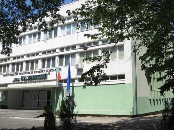 Професионална гимназия по химични технологии ”Акад. Н. Зелинский”